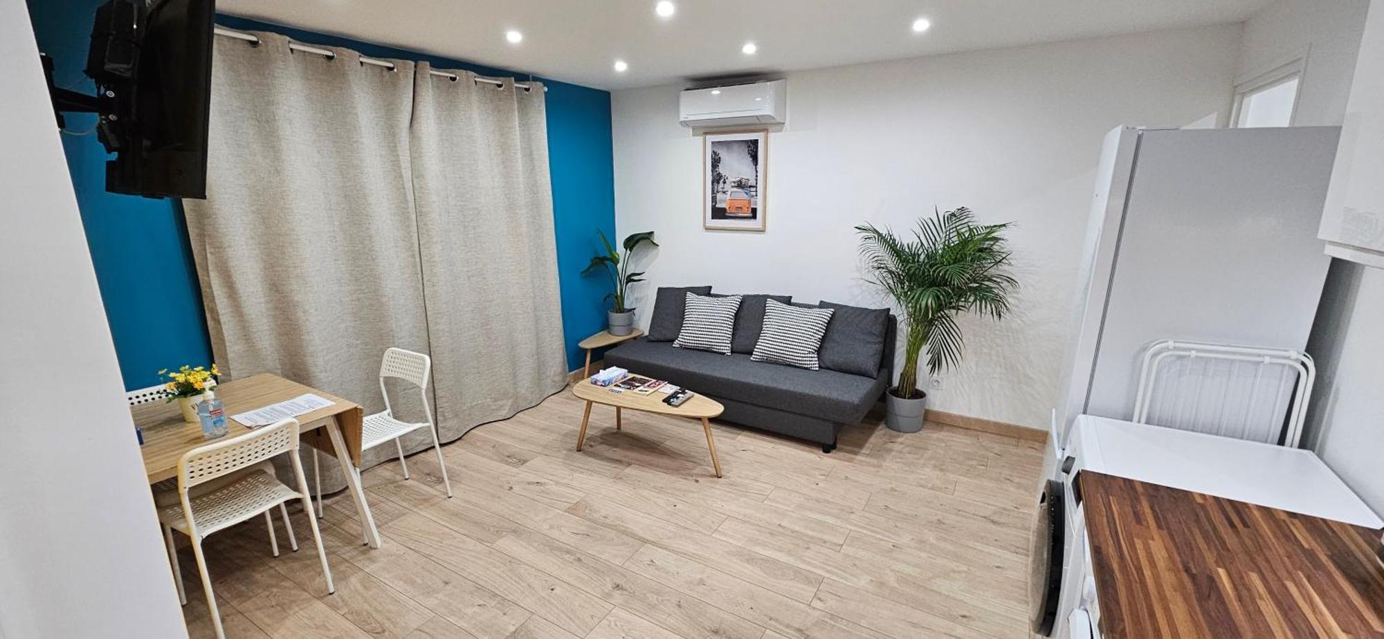 Charmante Maison Avec Jardin Sans Vis-A-Vis Saint-Fons 외부 사진