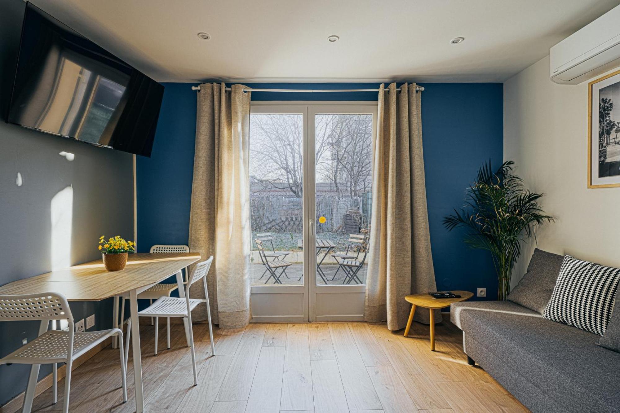Charmante Maison Avec Jardin Sans Vis-A-Vis Saint-Fons 외부 사진